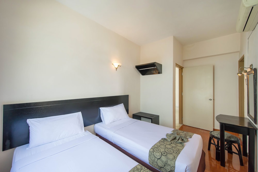 Glory Beach Resort 21/68