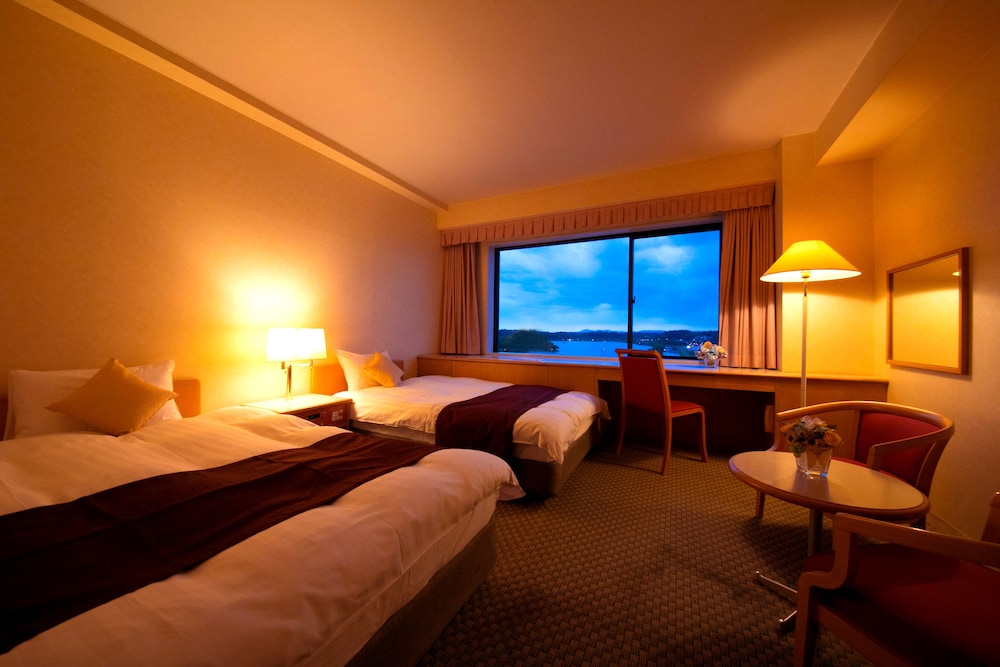 Mito Hotel Season 9/40