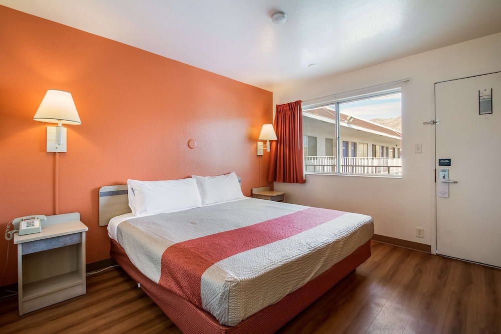 Motel6 Wendover, UT 26/45