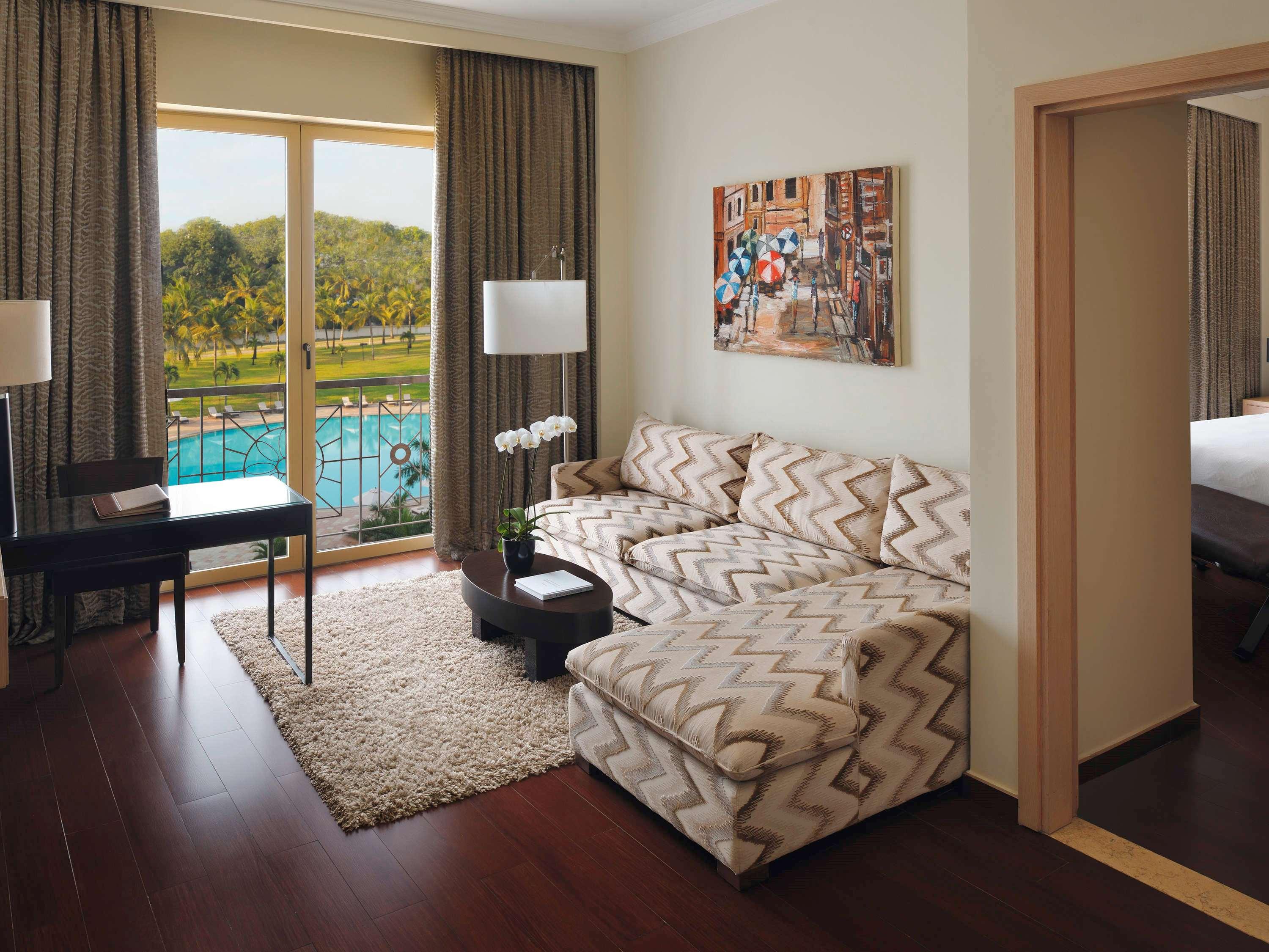 EXECUTIVE, SUITE, POOL VIEW