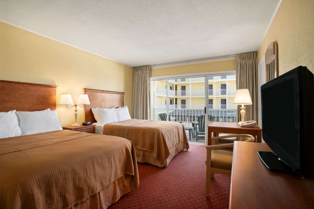 Howard Johnson By Wyndham Ocean City Oceanfront 25/50