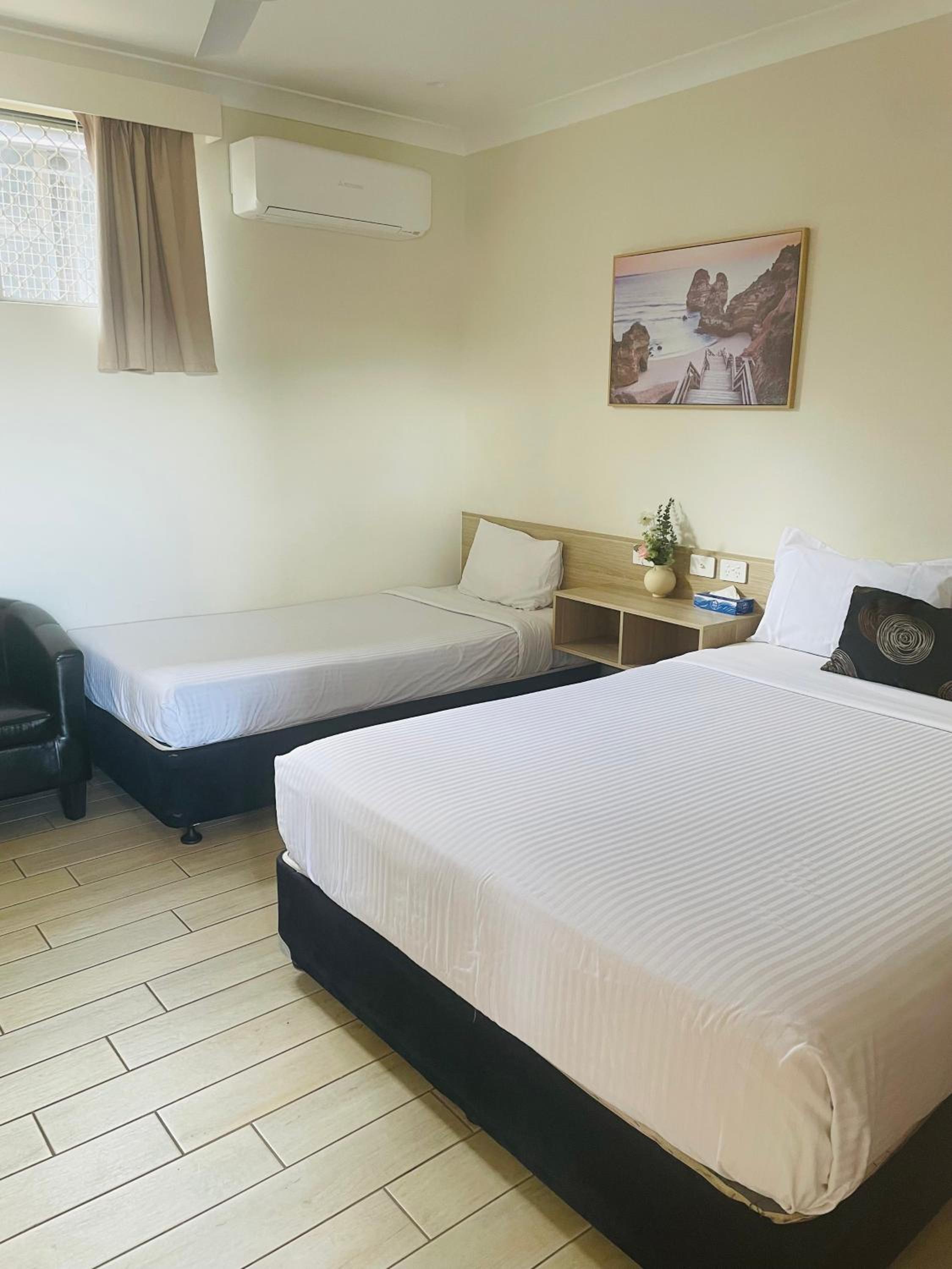 Efficiency, Superior, Triple, 1 Queen and 1 Single Bed