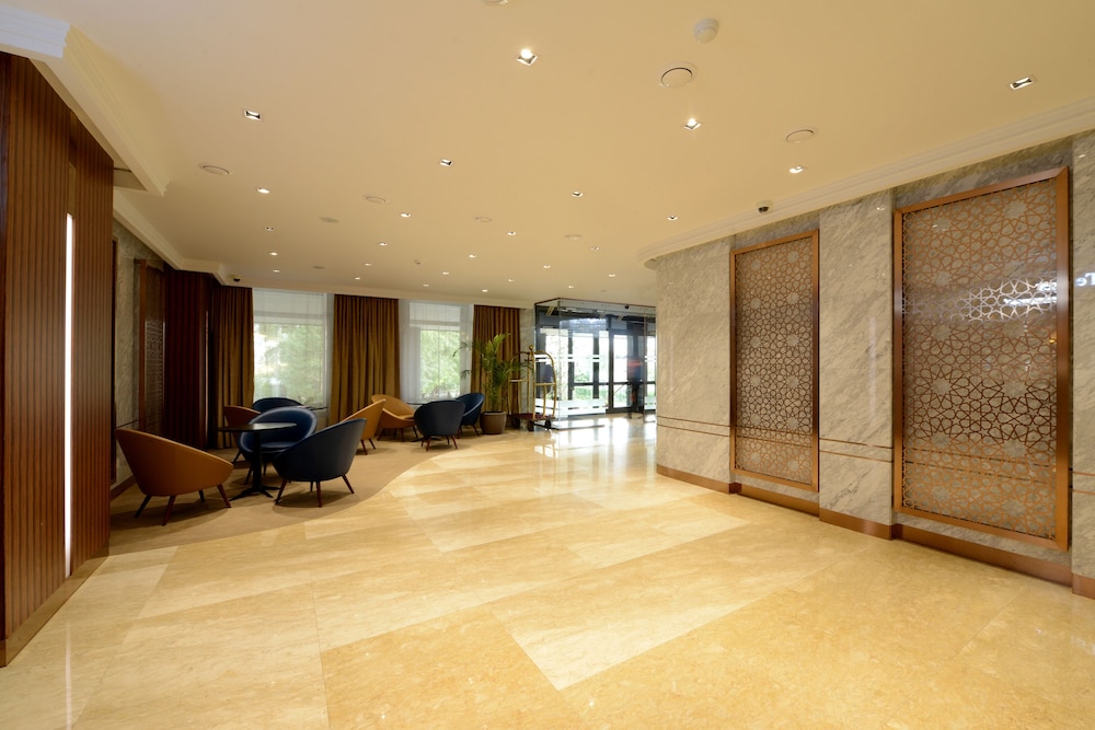Kempinski Hotel Khan Palace 5/81