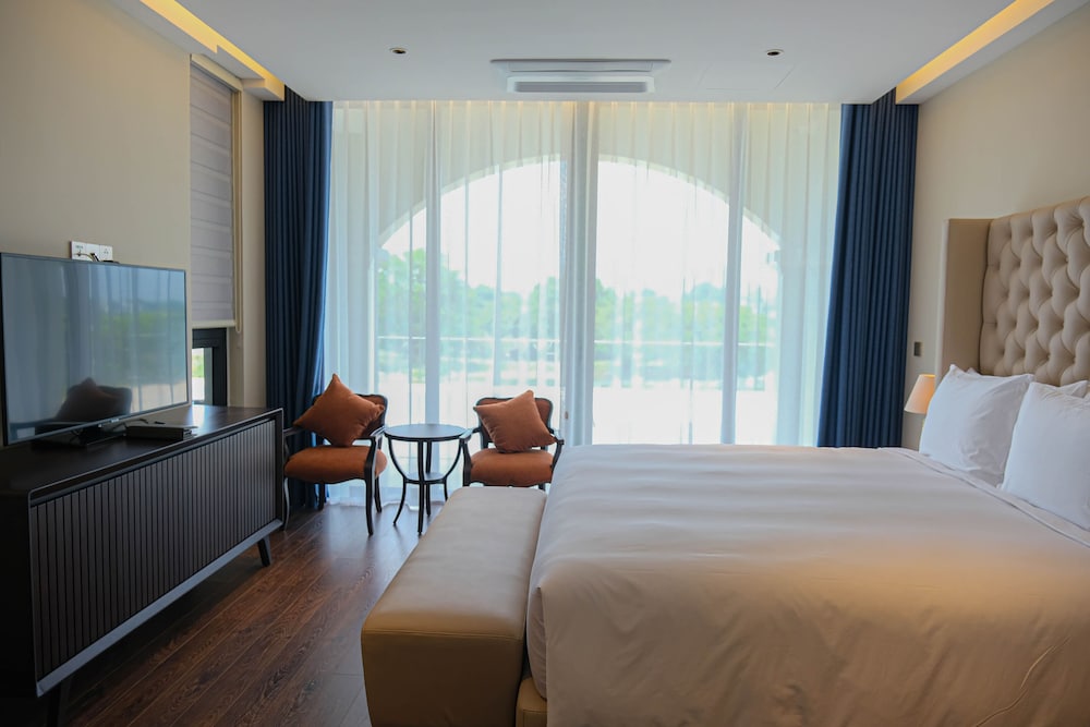 Wyndham Sky Lake Resort and Villas 16/50