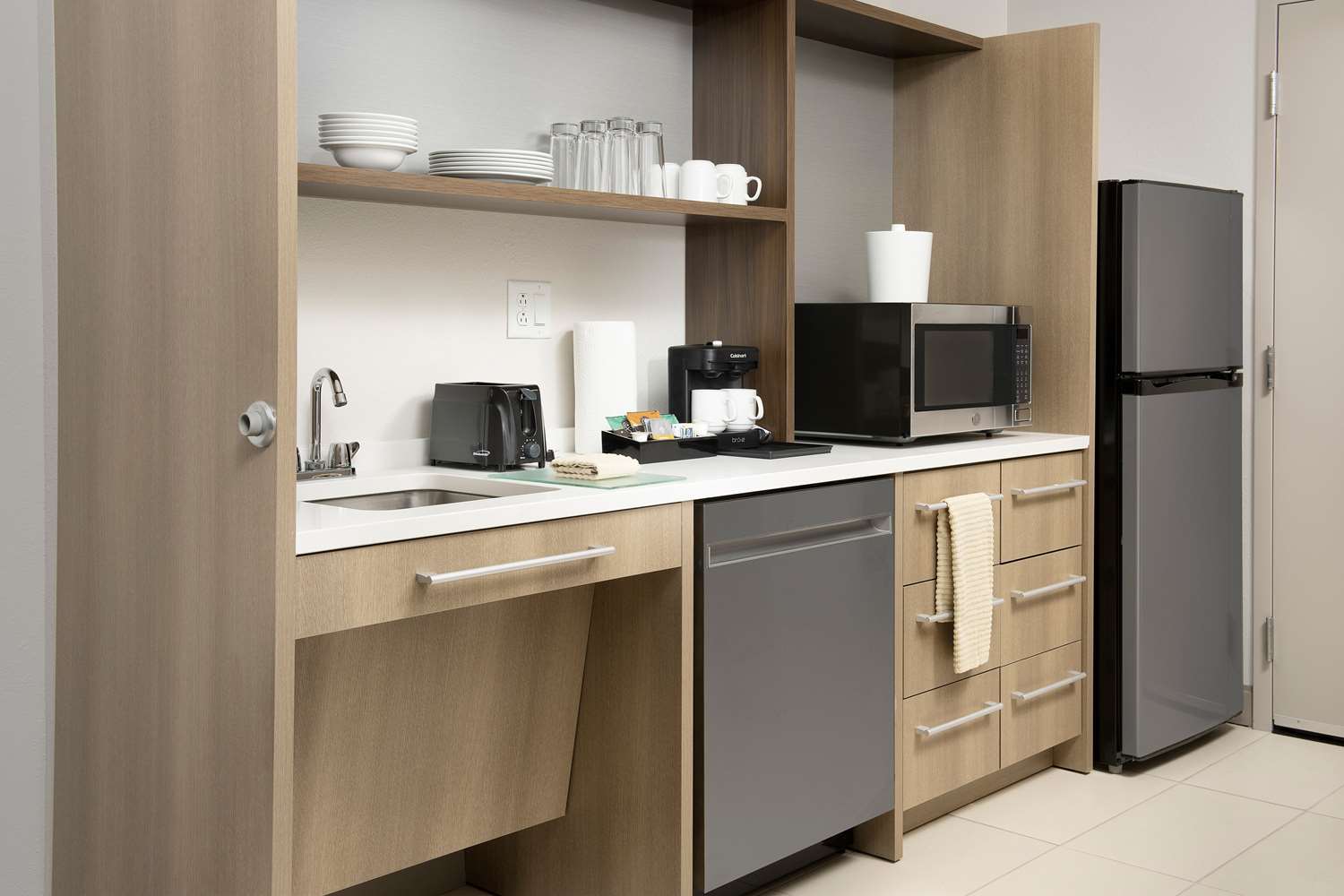 Home2 Suites by Hilton Orlando Downtown, FL 60/60