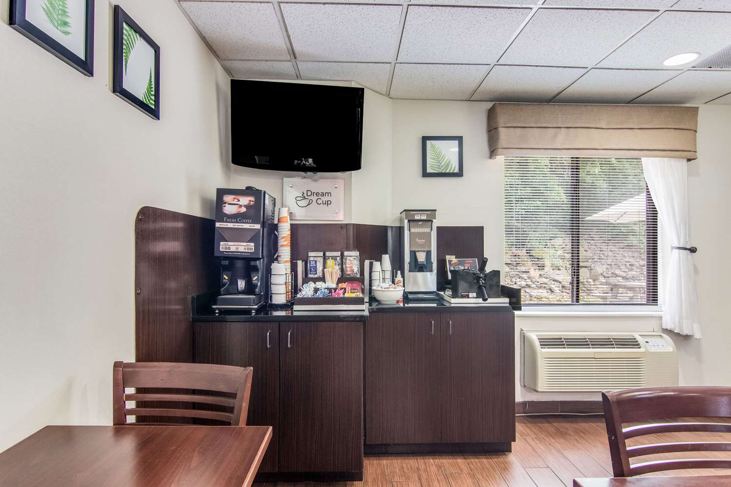Sleep Inn Austintown - Youngstown, West 32/43