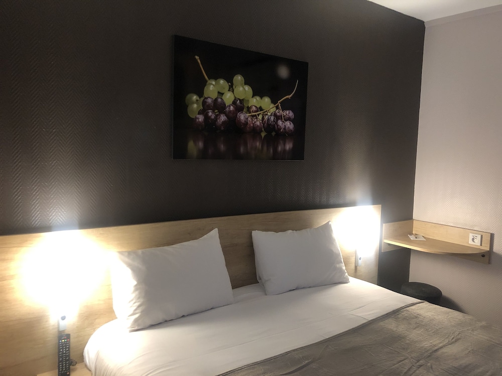 Hotel Wood Inn Merignac 27/52