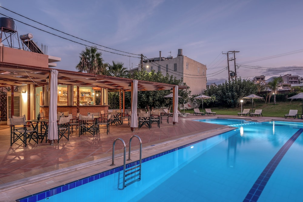 Peli Hotel 5/50