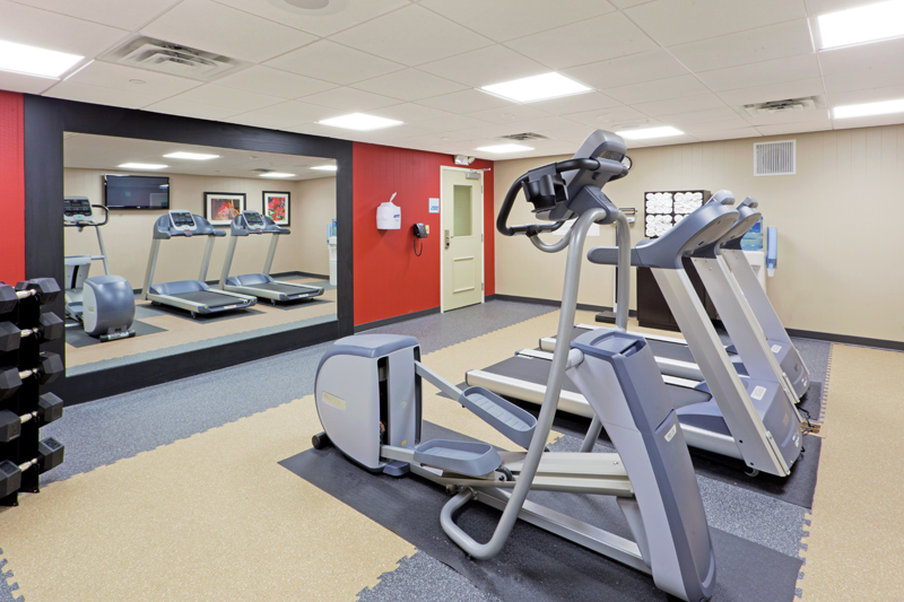 Holiday Inn Express Neptune 45/80