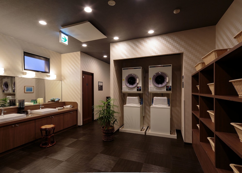 HOTEL ROUTE INN TAKAOKA EKIMAE 4/53