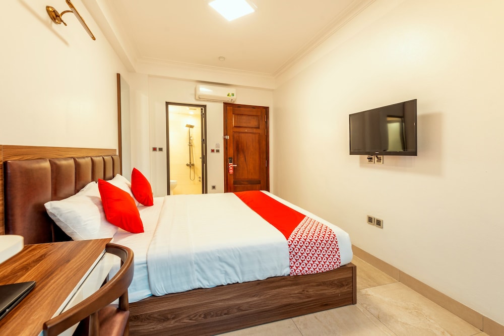 Oyo 133 Westlake Tay Ho Hotel 24/49