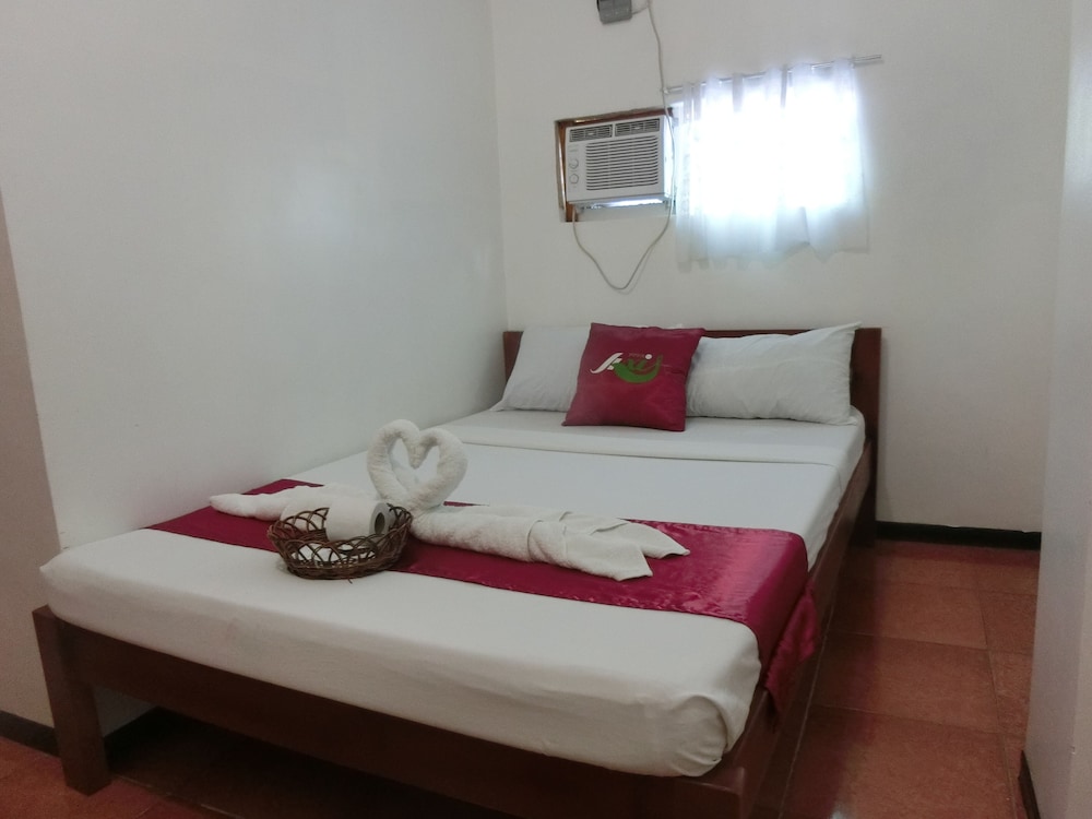 Axis Pension Hotel 16/50