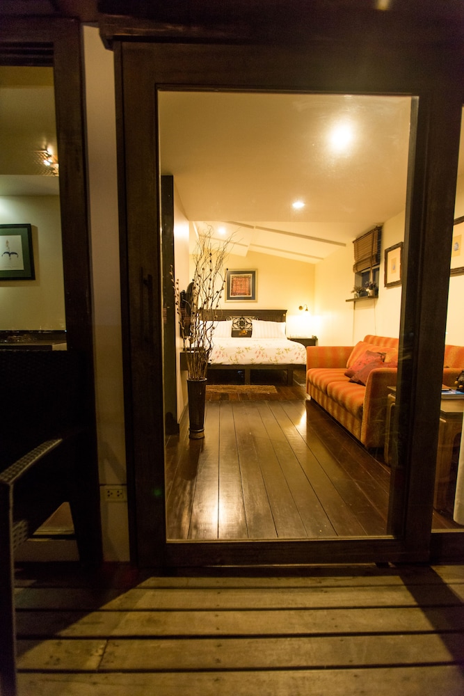 ARUN RESIDENCE 12/33