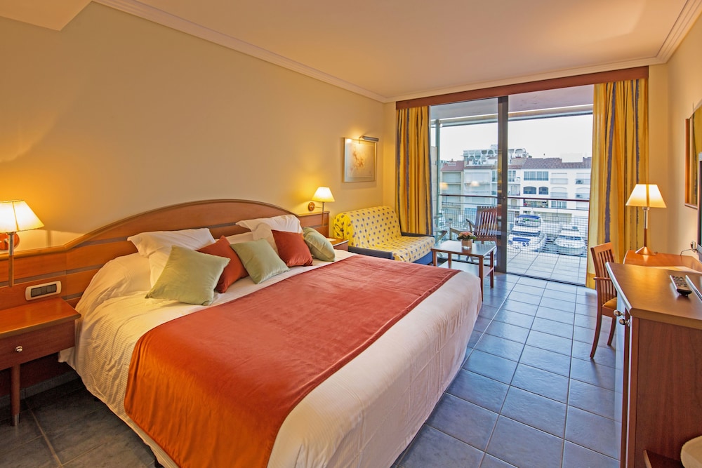 Hotel Port Salins 21/65