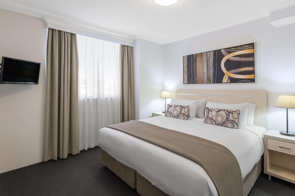 Oaks Sydney Castlereagh Suites 16/78