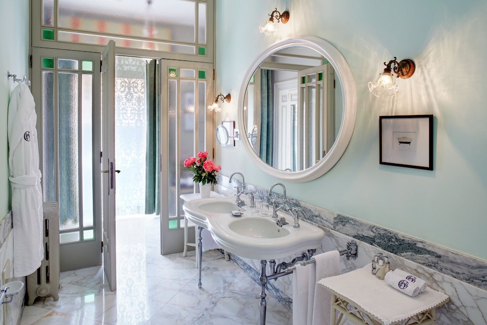 CARUSO, SUITE, SEA VIEW