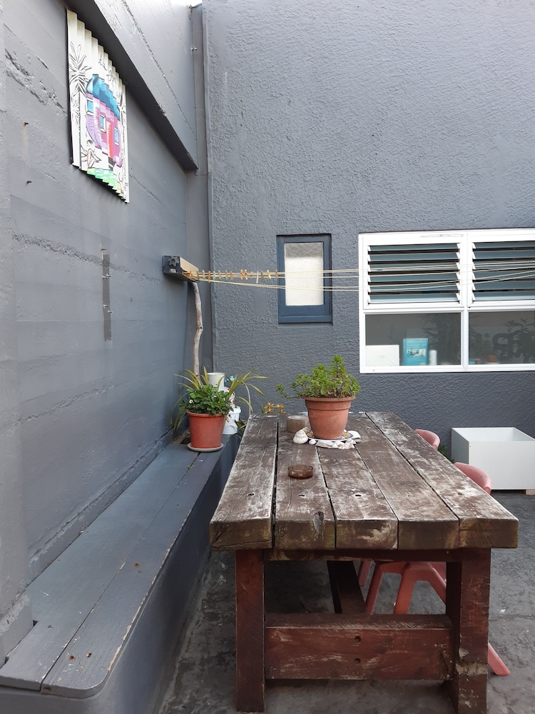 Ariki Backpackers 60/71