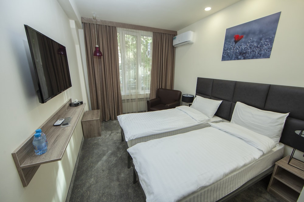 Median Hotel City Center Yerevan 9/57