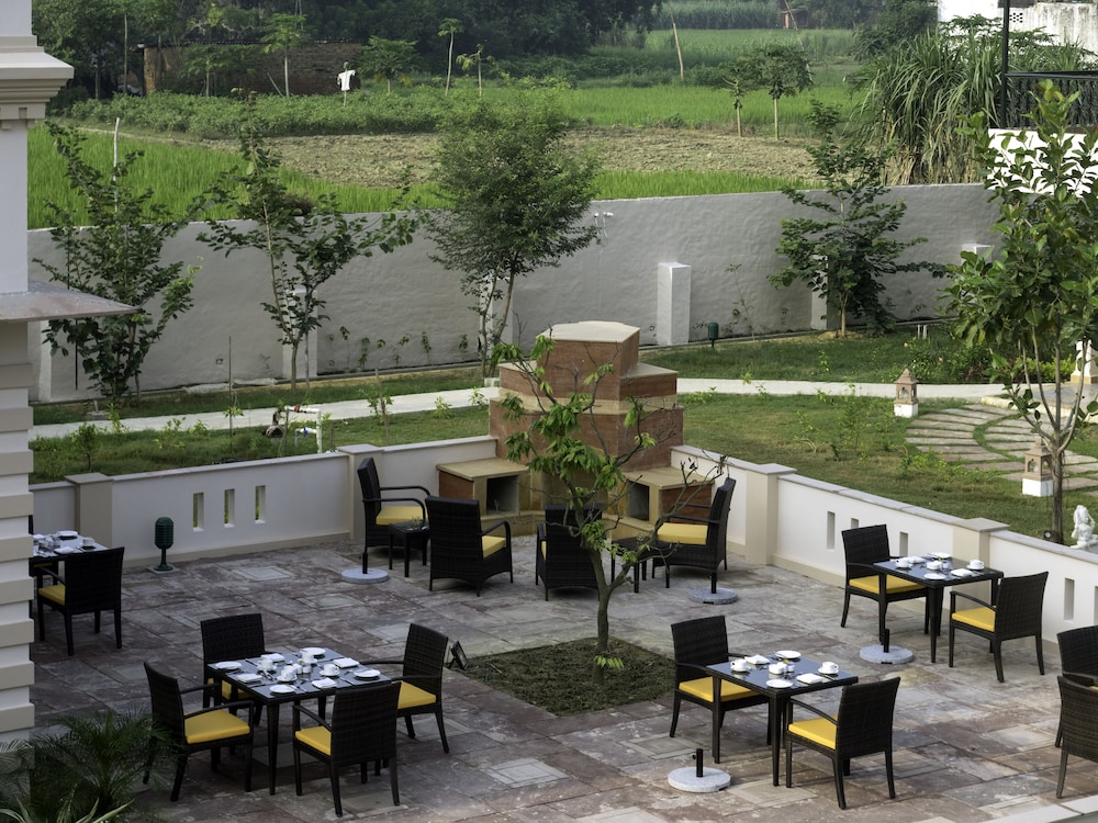 Tree Of Life Resort & Spa 42/66