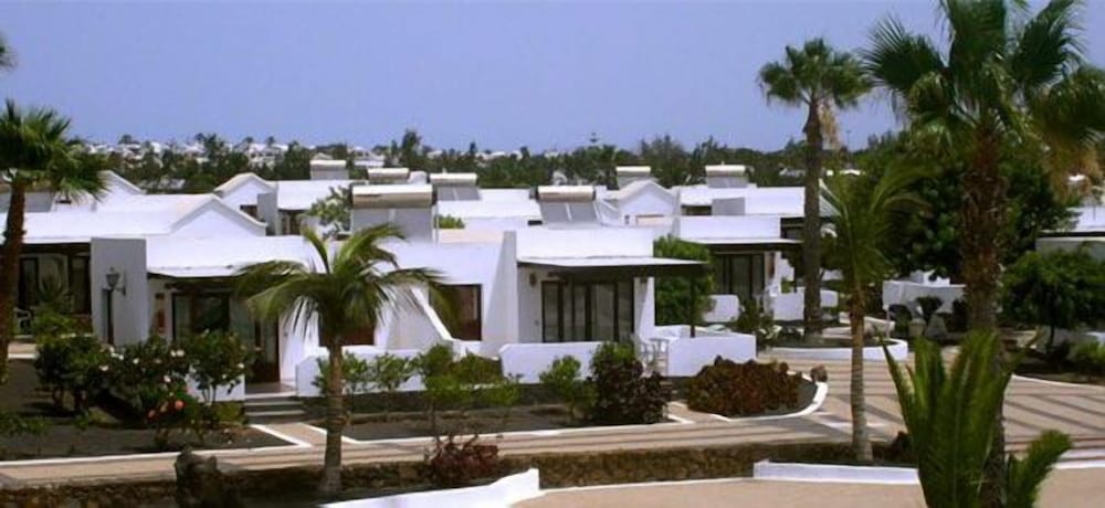 Playa Limones Bungalow in YAIZA