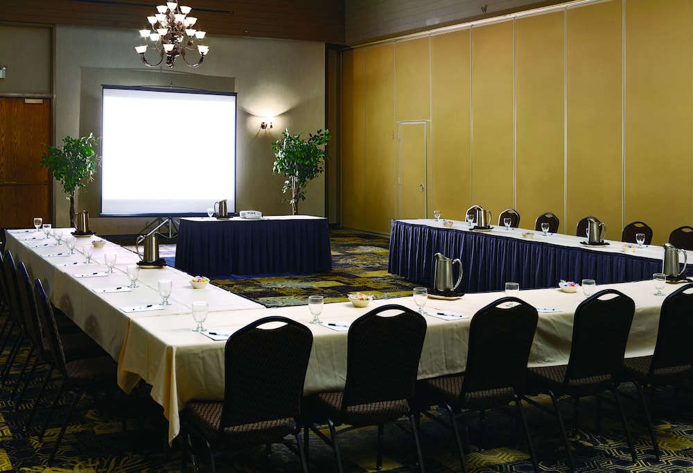 Arrowwood Resort And Conference Center 54/69