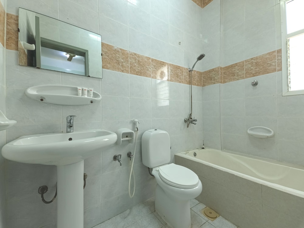 Super OYO 108 Marsa Al Masafar Hotel Apartment 19/21