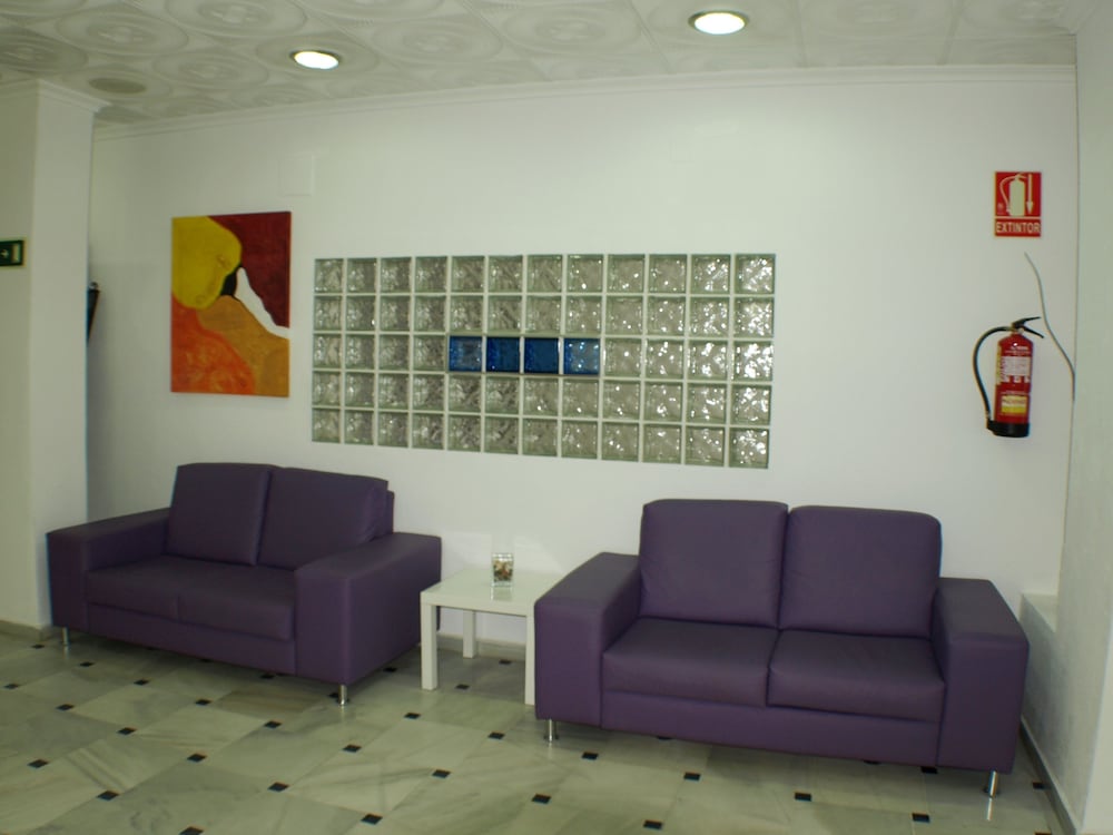 Kristal Hotel 20/40