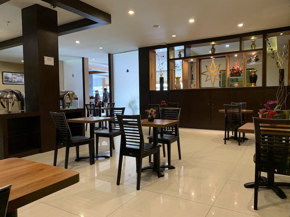 Parma Indah Hotel 29/35