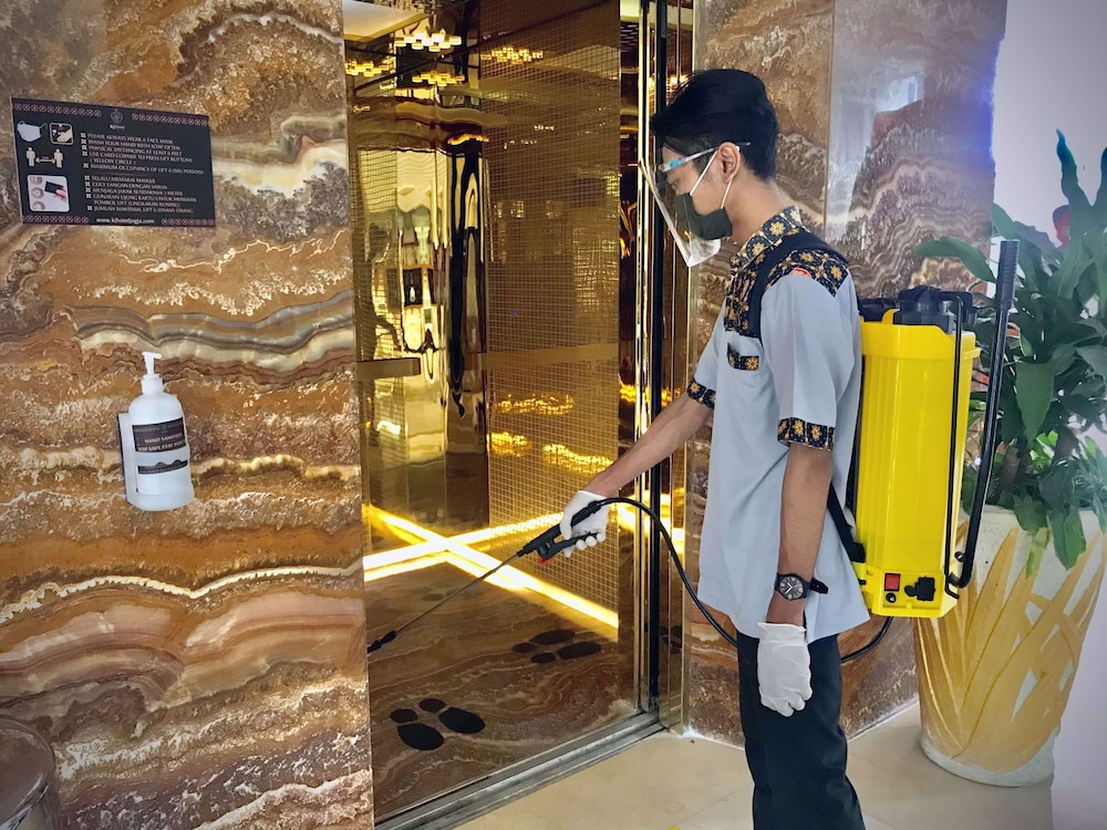 Kj Hotel 25/37