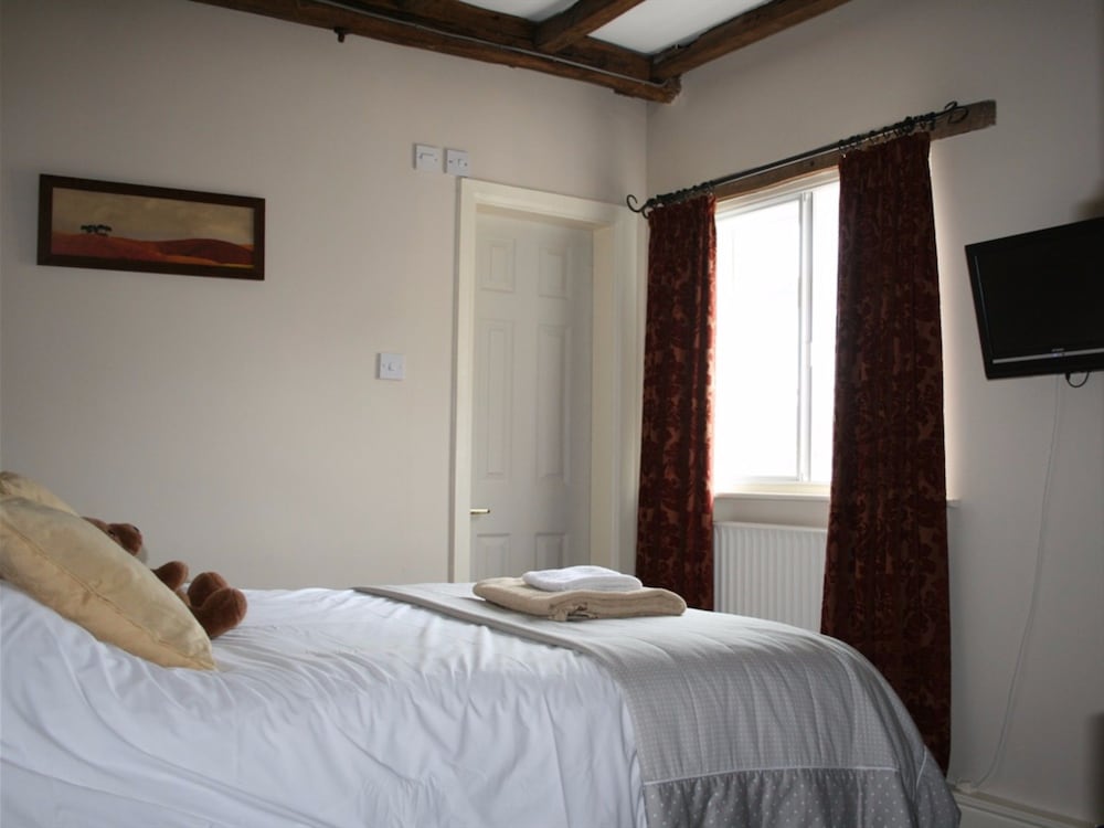 Manor Guest House 7/50