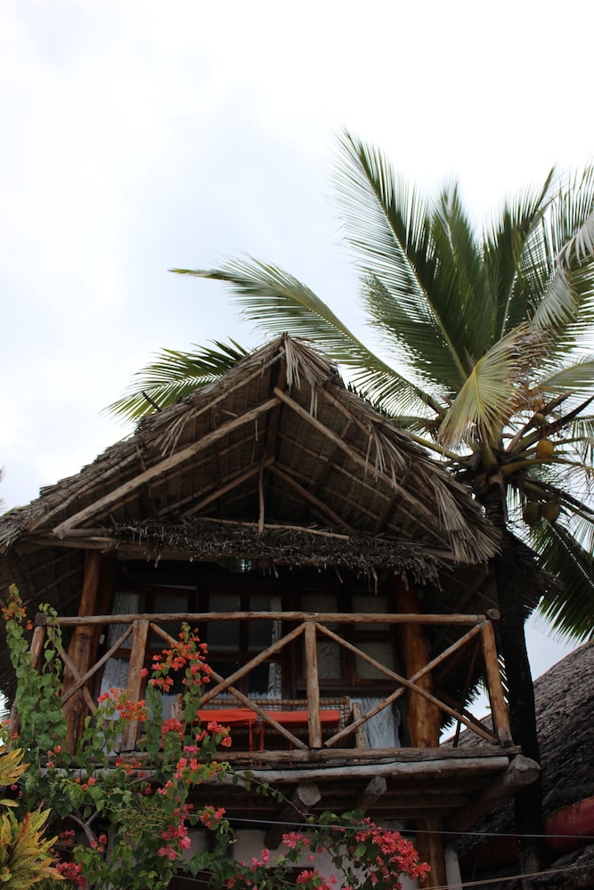 Sea View Lodge Boutique Hotel 4/76
