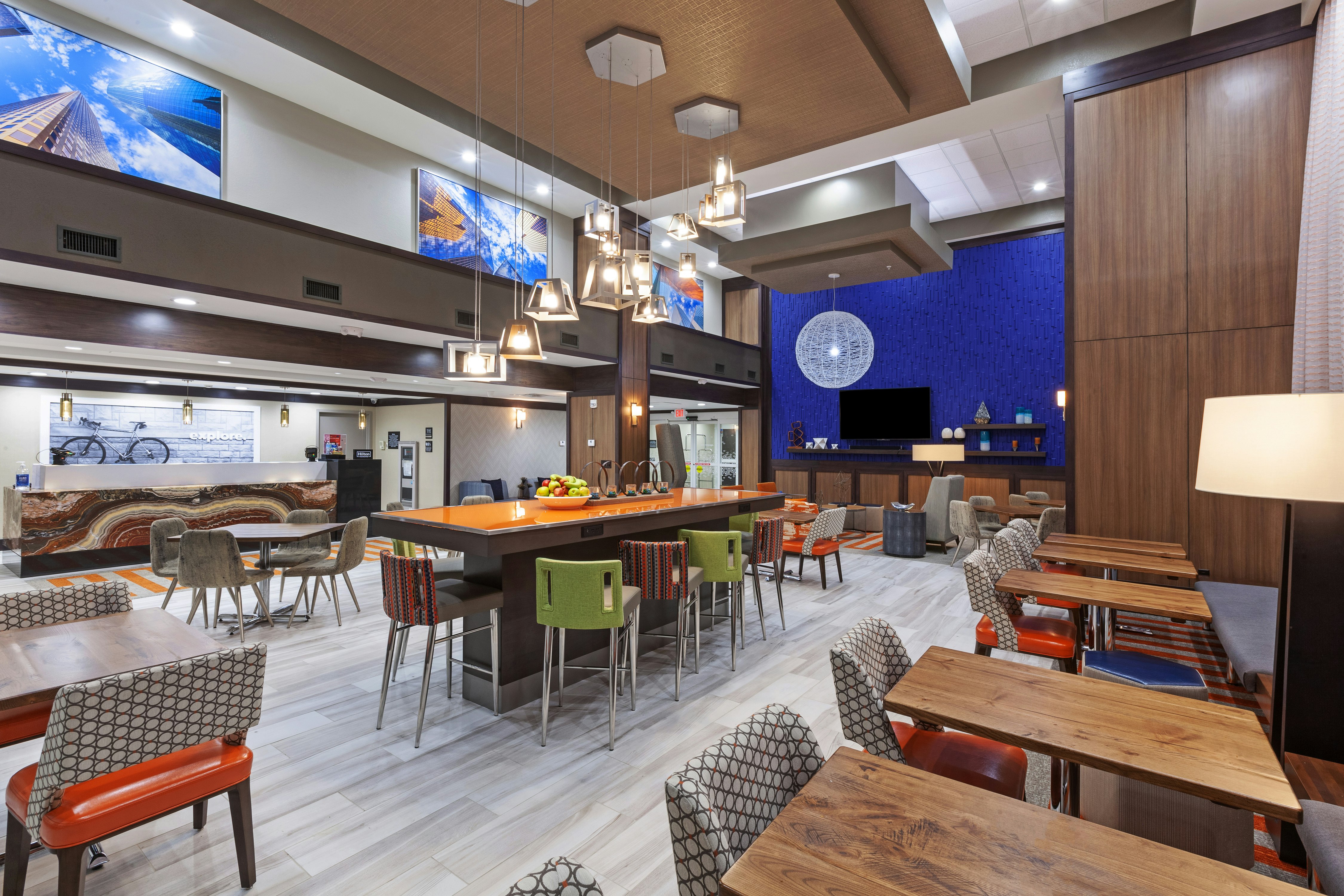 Hampton Inn and Suites Houston-Bush Intercontinental Airport 20/30