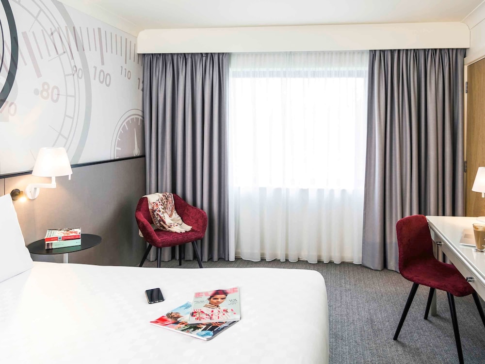 Mercure Dartford Brands Hatch Hotel & Spa 21/50