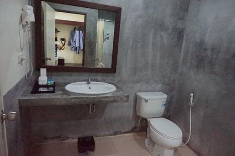 Dream Valley Resort Tonsai Beach 67/72
