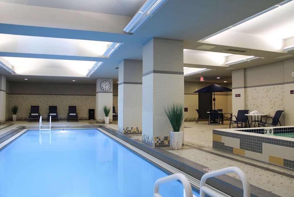 Broadway Plaza, Trademark Collection by Wyndham 24/50