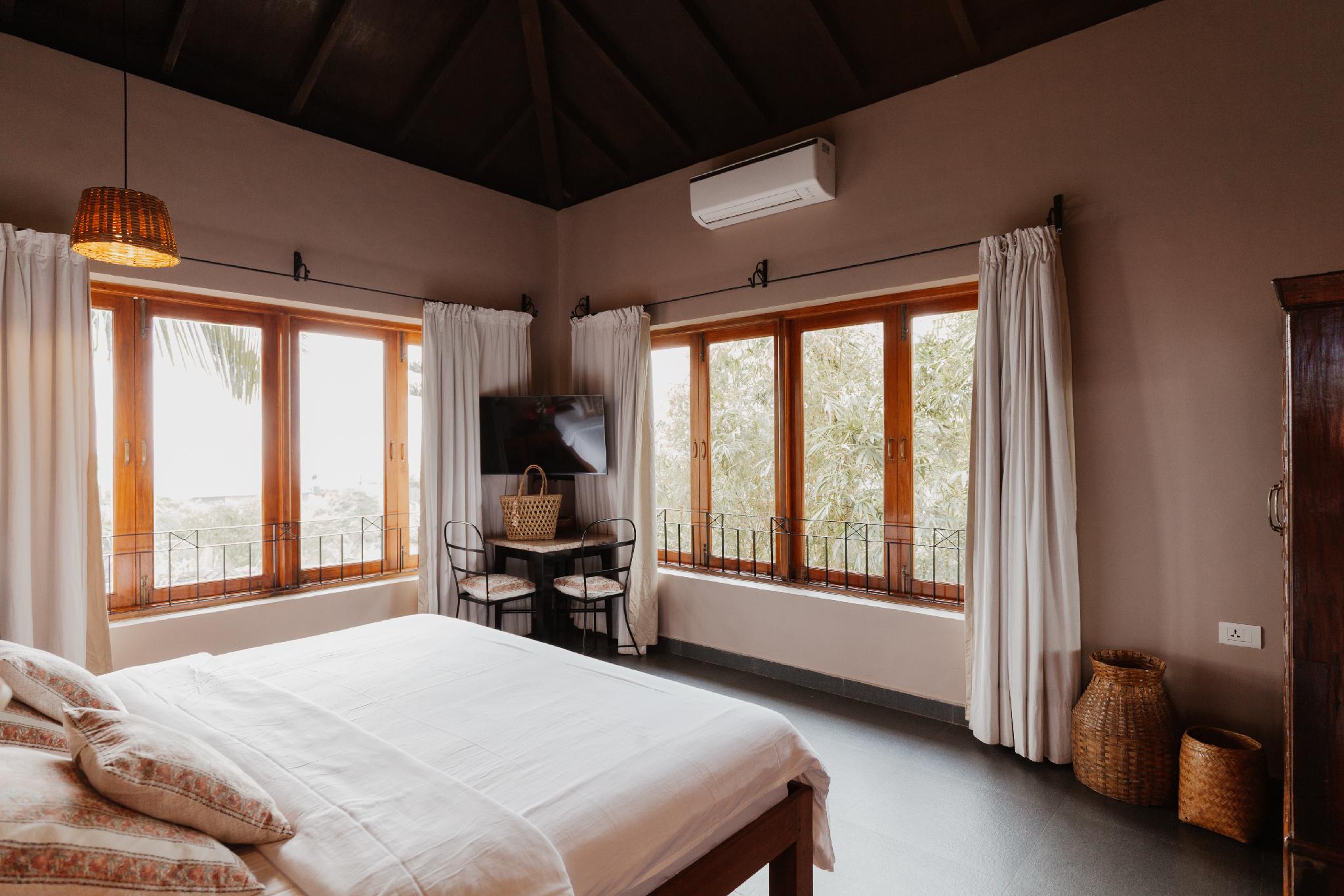Executive, Queen Bed, Sea View