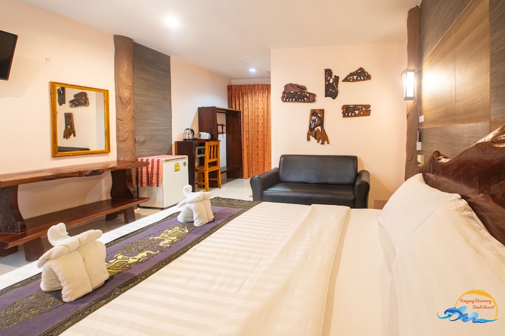 Naiyang Discovery Beach Resort 8/50