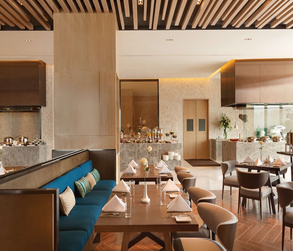 Hilton Garden Inn Dandong 33/51
