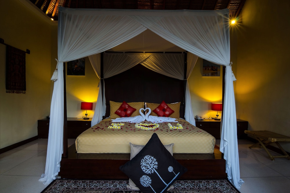 Imani Villas 7/46