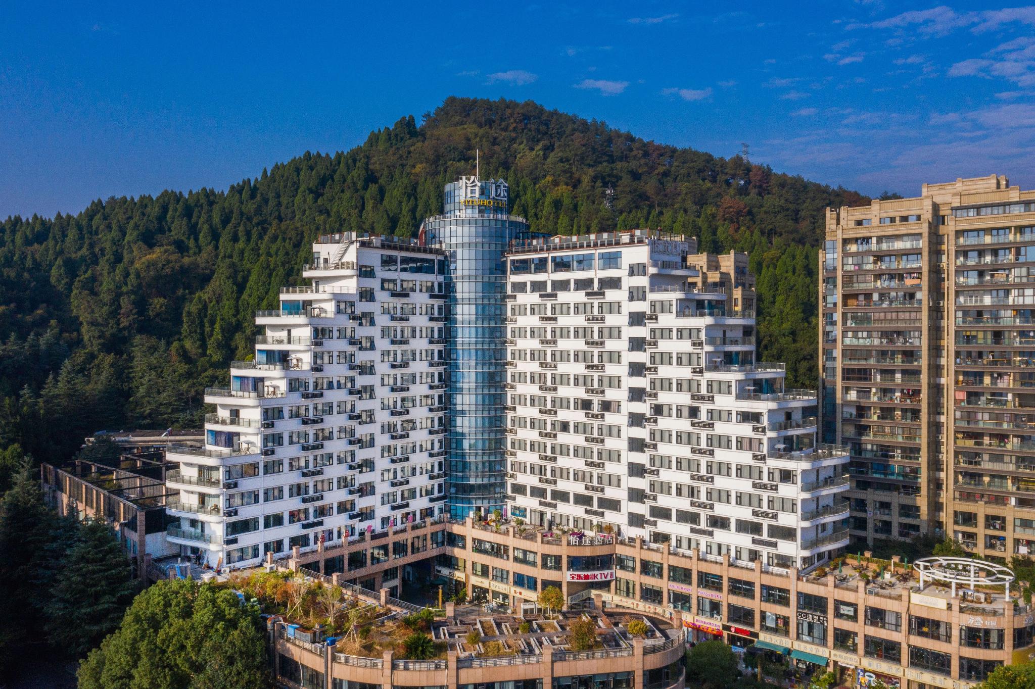 Yitu Lake View Hotel 2/29