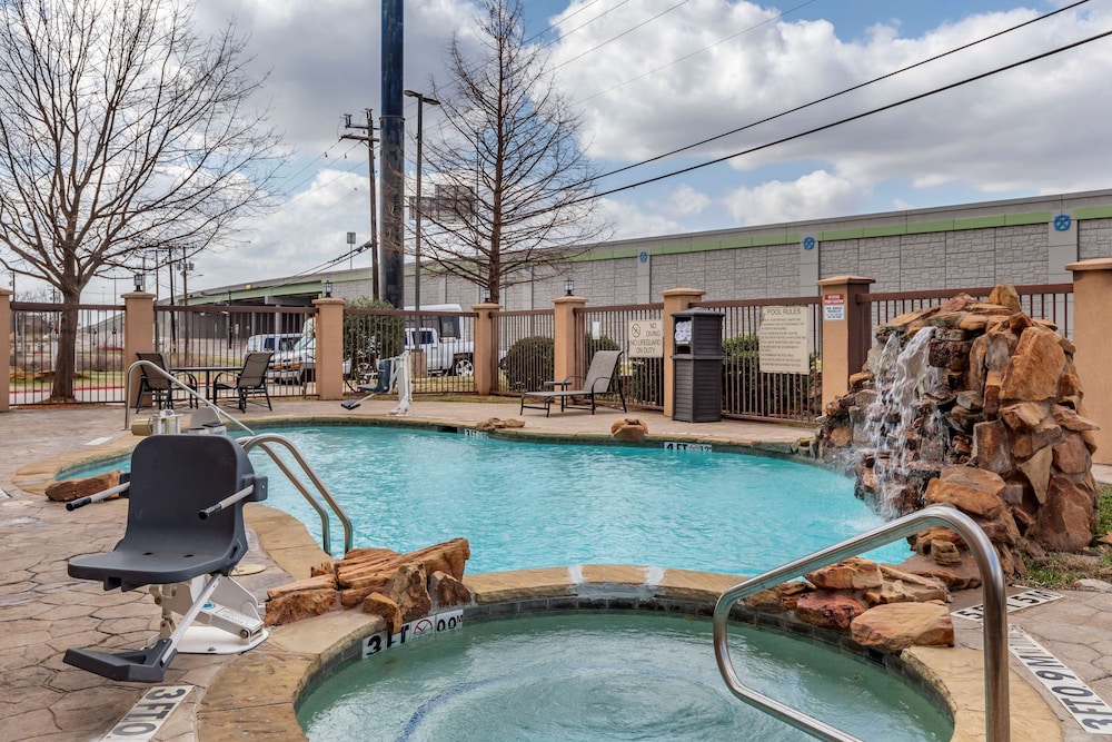 Best Western Plus Dfw Airport West Euless 6/41