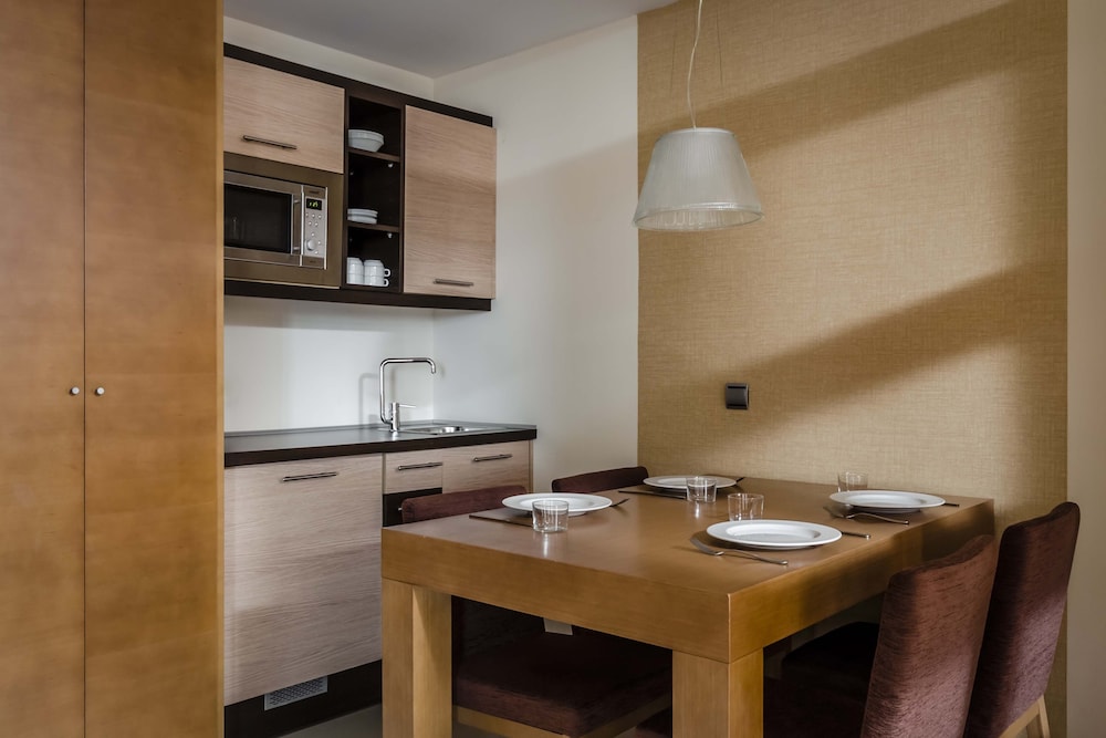 Dorma Cunit Suites & SPA 43/60