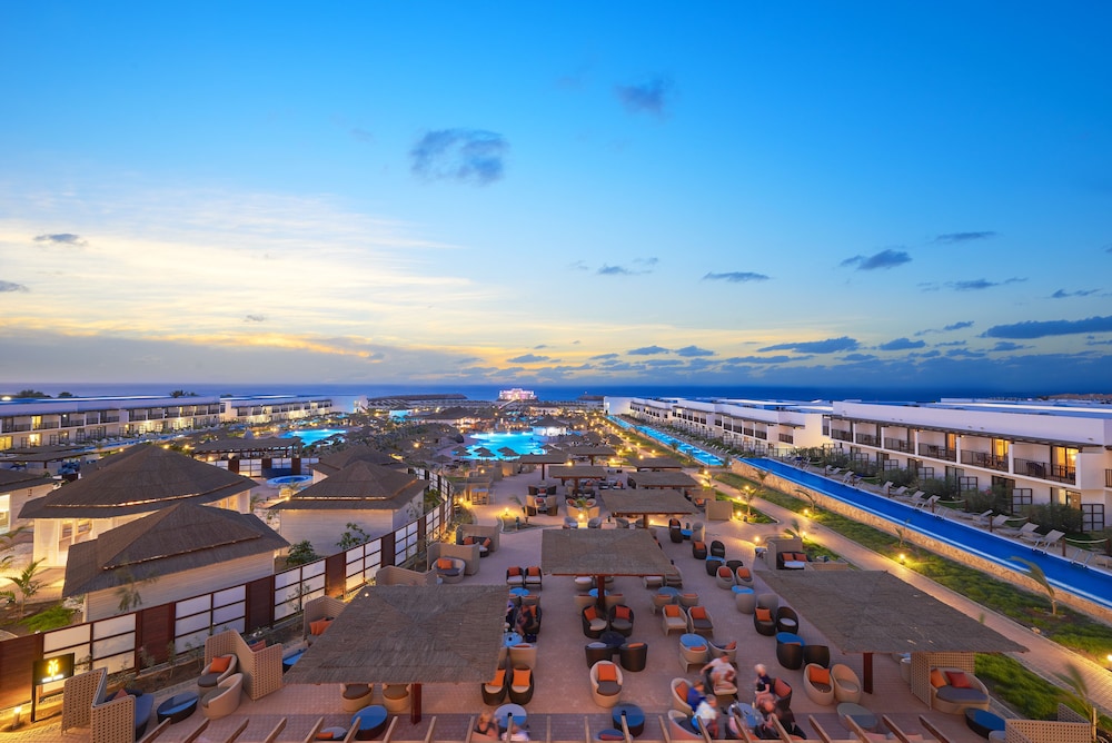 Melia Llana Beach Resort Spa 36/50