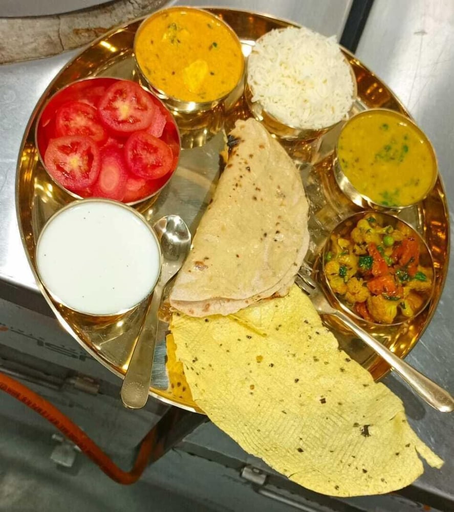 Guulab Haveli 24/50