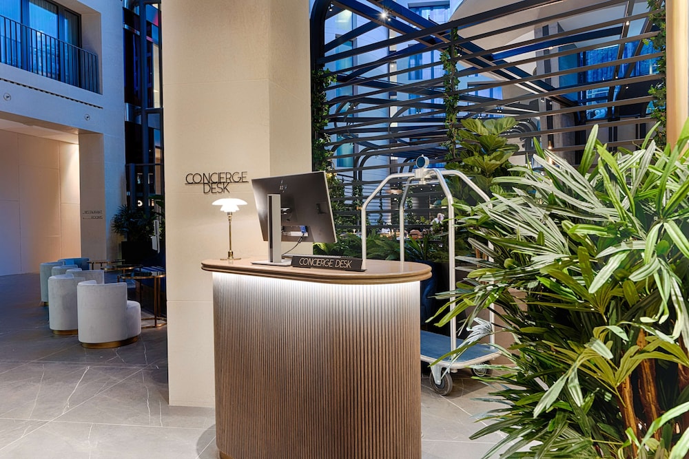 Radisson Collection Hotel, Berlin 11/68