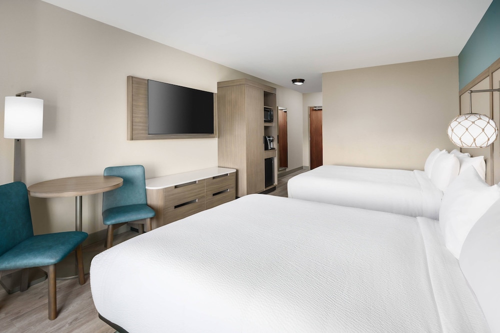 Fairfield Inn & Suites by Marriott Marathon Florida Keys 18/61