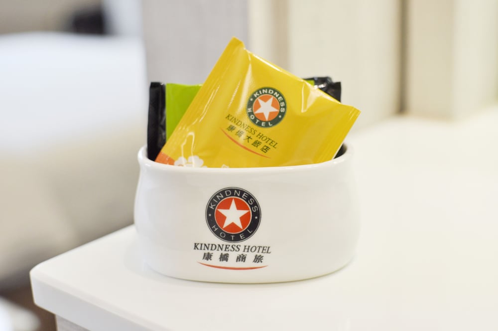Kindness Hotel Zhongshan Bade 35/56