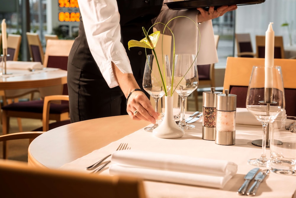 Essential by Dorint Berlin-Adlershof 28/50