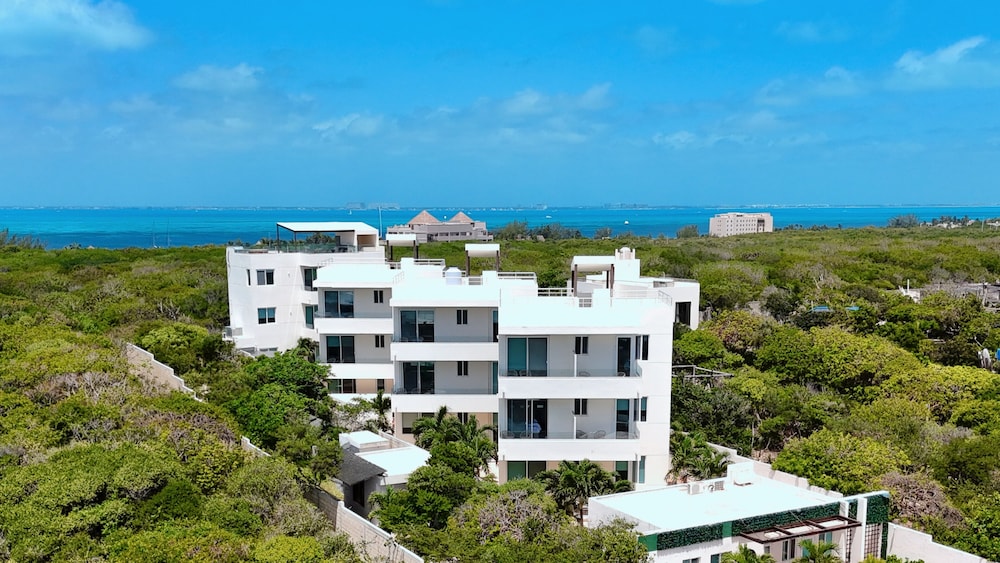 Azulea Isla Mujeres 7/64