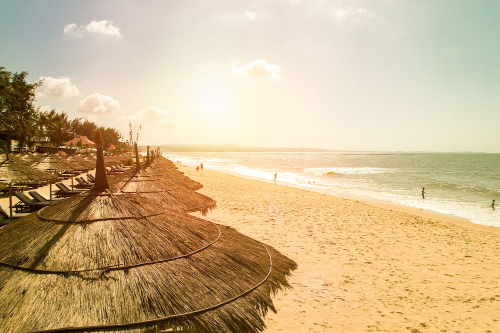 Bamboo Village Beach Resort and Spa 41/45
